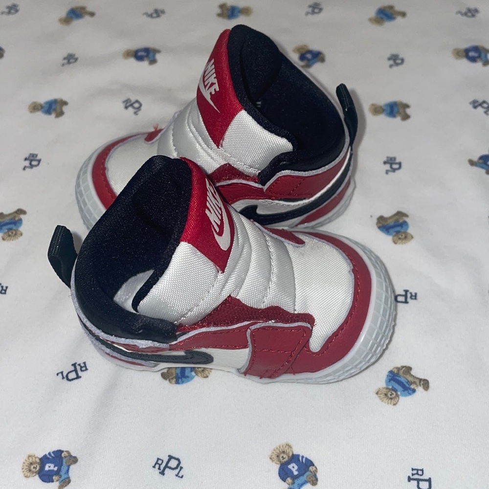 Baby Boys “Chicago” Air Jordan Retro 1’s